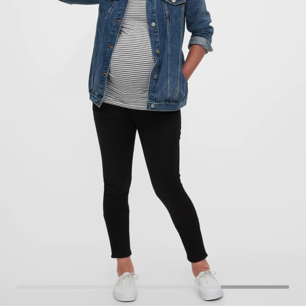 GAP Maternity Womans True Skinny‎ black jeans Size 4
